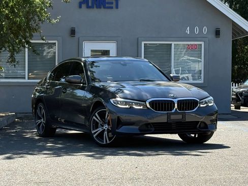 Used 2021 BMW 330i xDrive Sedan w/ Premium Package AWD/4WD image 3