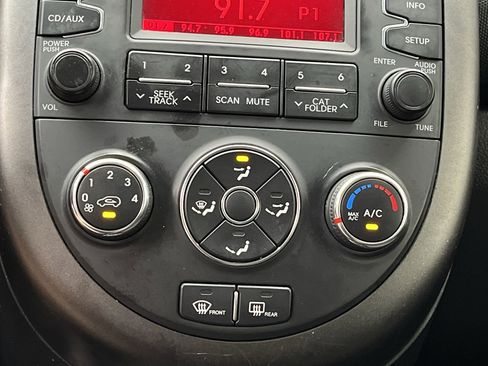 Used 2013 Kia Soul + image 14