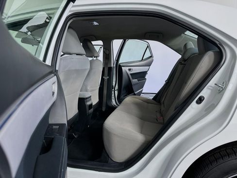 Used 2016 Toyota Corolla LE image 26