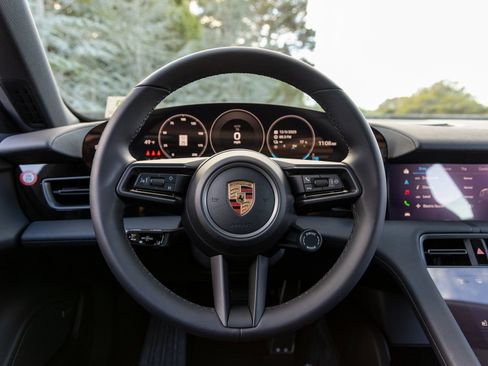 New 2026 Porsche Taycan image 30