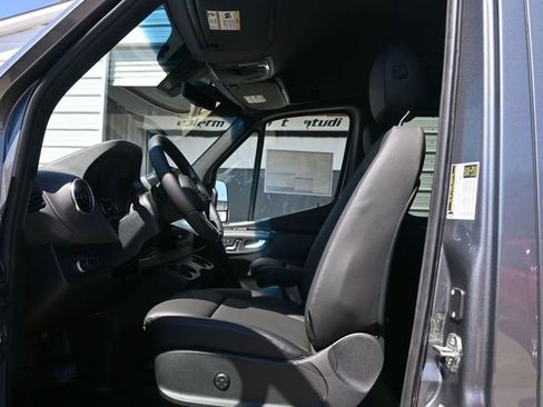 New 2025 Mercedes-Benz Sprinter 2500 image 22