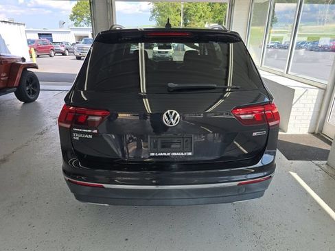 Used 2020 Volkswagen Tiguan SE AWD/4WD image 4
