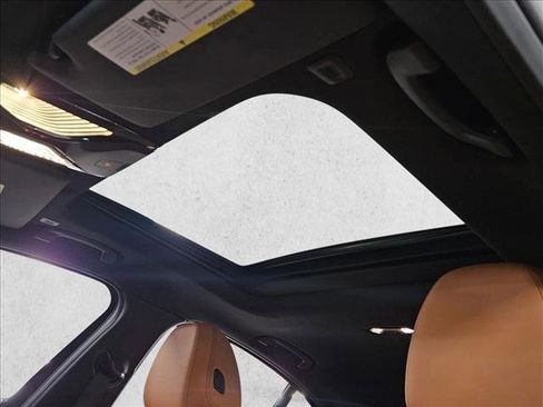 Certified 2025 BMW 330i Sedan w/ Convenience Package image 17