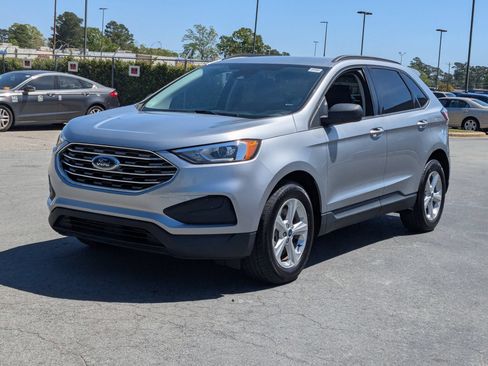 Used 2022 Ford Edge SE AWD/4WD image 8