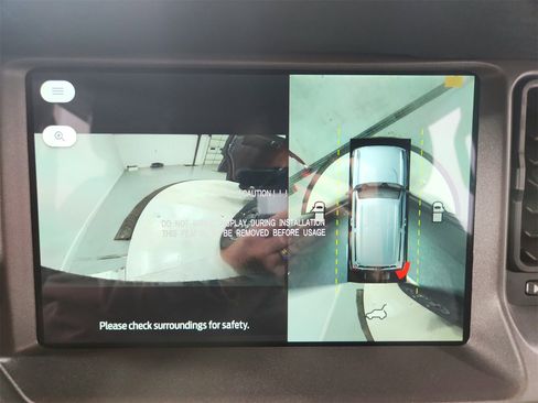 New 2025 Ford Bronco Badlands image 30