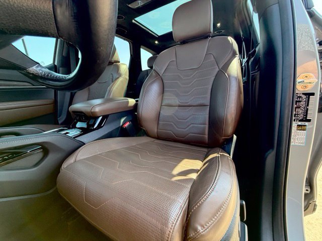 Used 2022 Kia Telluride SX w/ SX Prestige Package AWD/4WD image 6