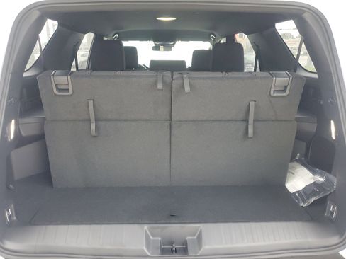 Used 2025 Toyota 4Runner SR5 image 12