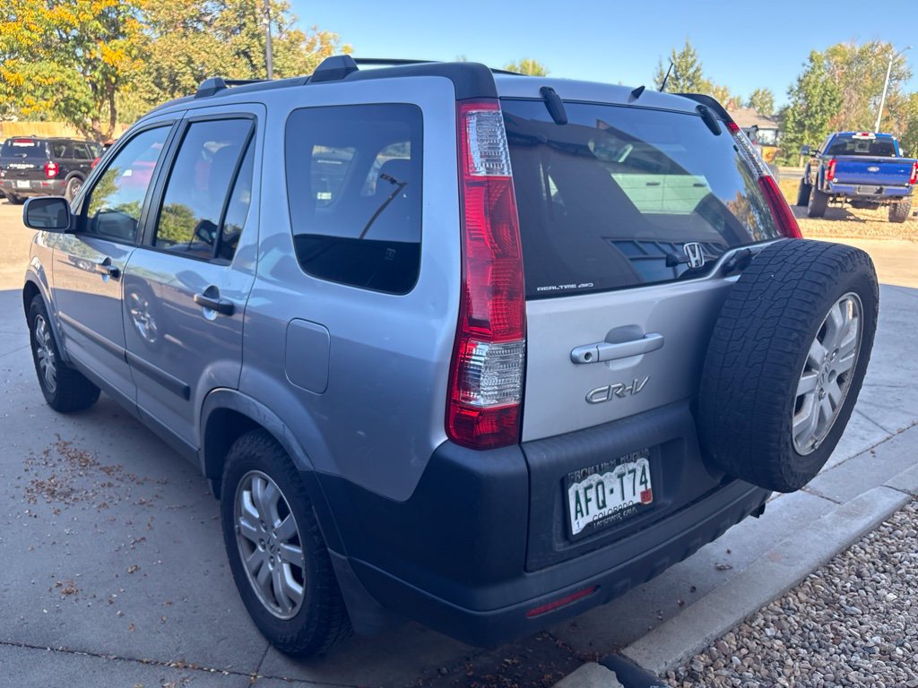 Used 2005 Honda CR-V EX image 6
