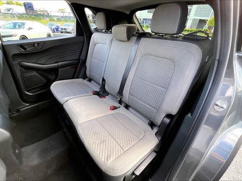 Used 2022 Ford Escape SE FWD image 19