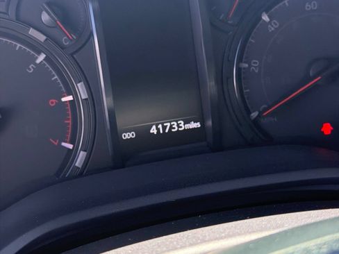 Used 2021 Toyota 4Runner Trail Special Edition AWD/4WD image 6