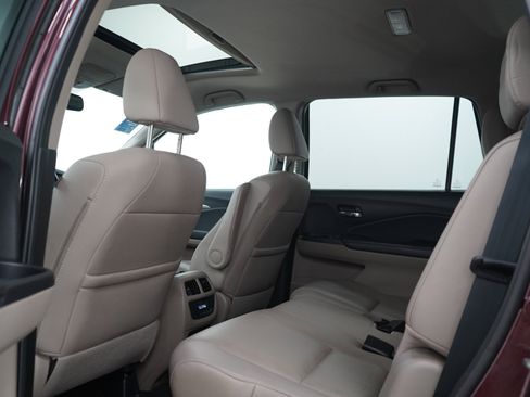 Used 2017 Honda Pilot EX-L image 19