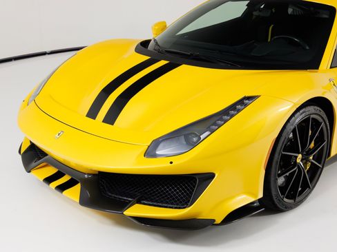 Used 2020 Ferrari 488 Pista Coupe RWD image 48