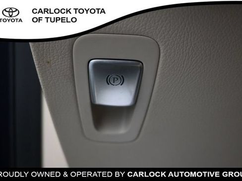 Used 2021 Mercedes-Benz GLC 300 4MATIC image 20