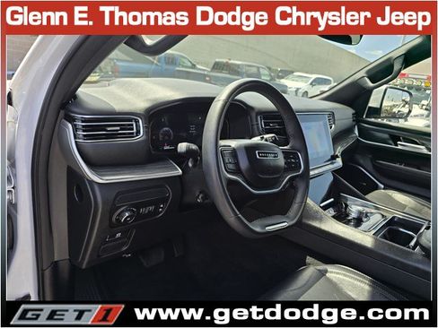 Certified 2022 Jeep Wagoneer Series II RWD image 14