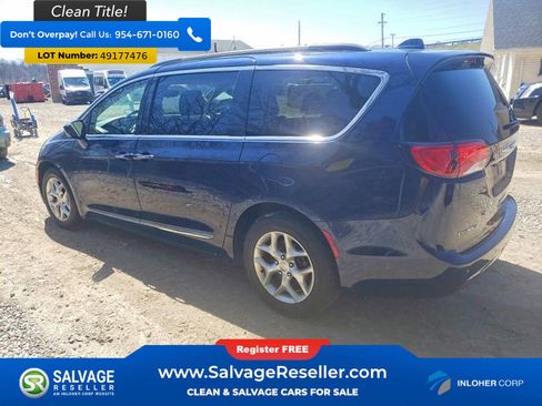 Used 2017 Chrysler Pacifica Touring-L w/ Tire & Wheel Group image 3