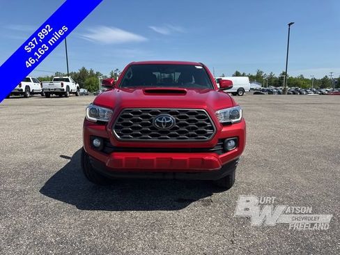 Used 2022 Toyota Tacoma TRD Sport AWD/4WD image 10