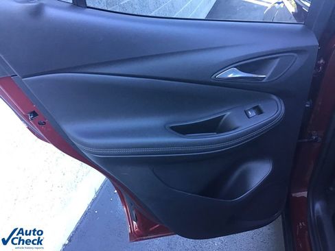 Used 2022 Buick Encore GX Select image 14