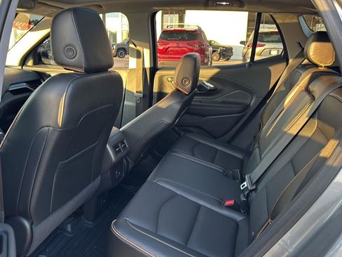 Used 2024 GMC Terrain AT4 image 10