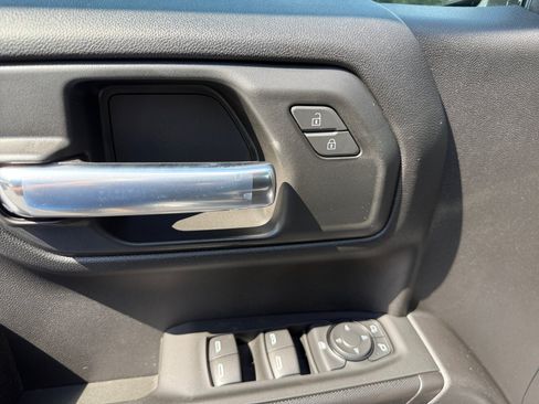 New 2026 Chevrolet Silverado 1500 Custom AWD/4WD image 11