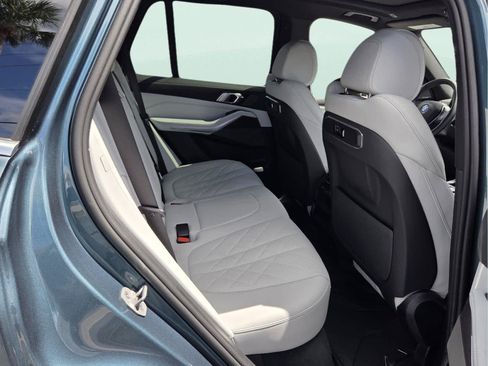 Used 2026 BMW X5 sDrive40i w/ Premium Package RWD image 18