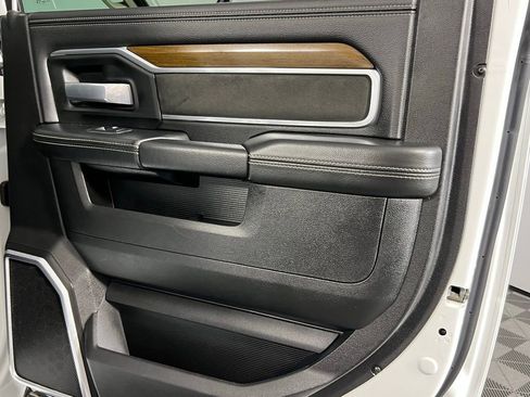 Used 2024 RAM 2500 Laramie image 30