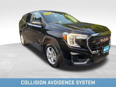Used 2024 GMC Terrain SLE AWD/4WD image 10
