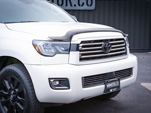 Used 2021 Toyota Sequoia Nightshade image 4