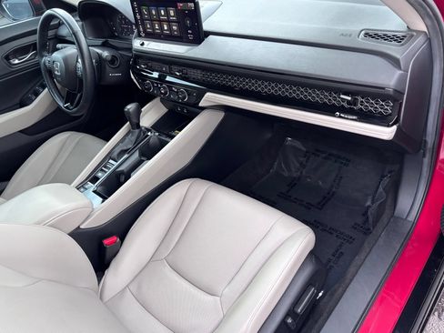 Certified 2025 Honda Accord EX-L image 13