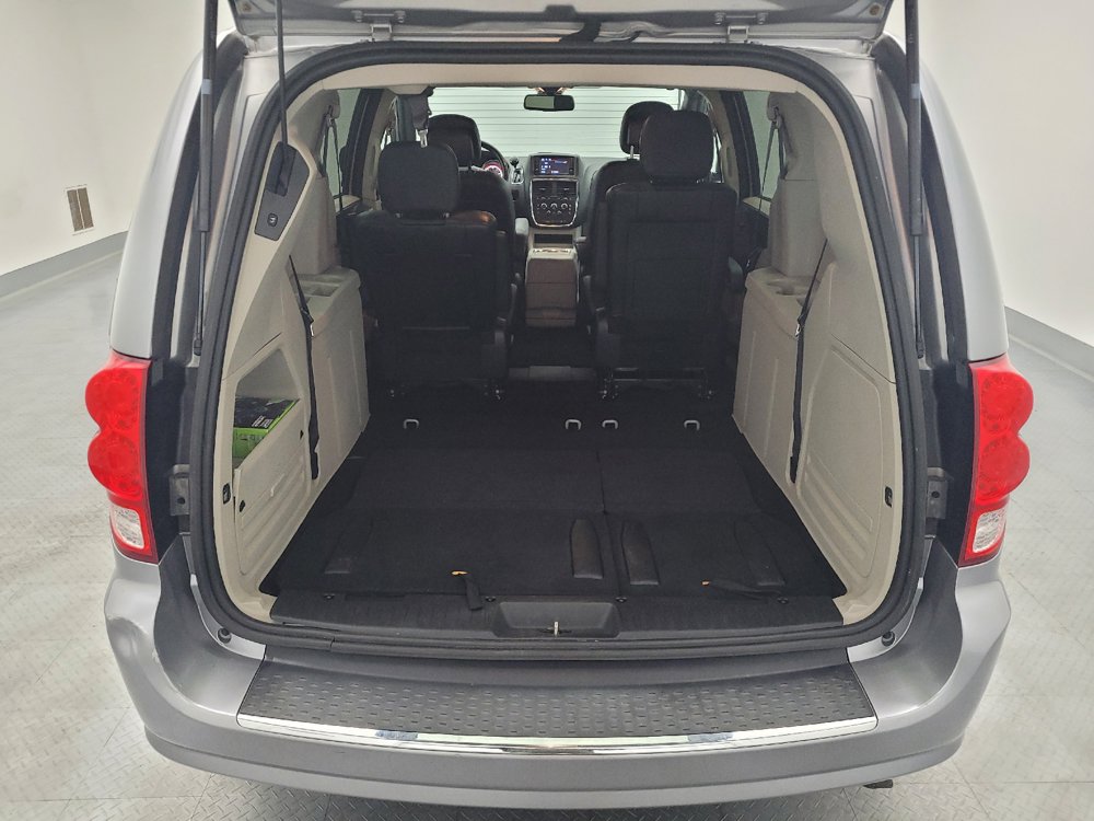 Used 2019 Dodge Grand Caravan SXT FWD image 29