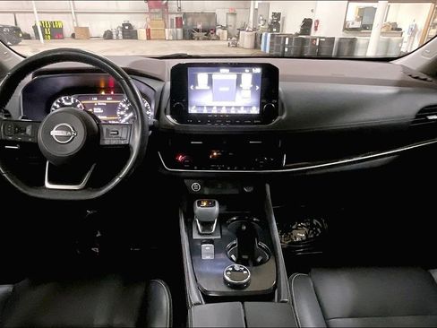 Used 2023 Nissan Rogue SL w/ SL Premium Package image 14