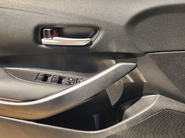 Used 2023 Toyota Corolla SE FWD image 17