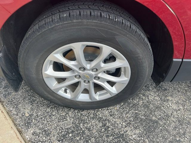 Used 2021 Chevrolet Equinox LT AWD/4WD image 22