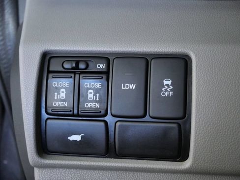 Used 2014 Honda Odyssey EX-L image 24