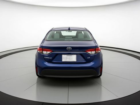 Used 2025 Toyota Corolla LE image 7