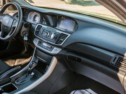 Used 2015 Honda Accord Sport image 11