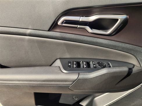 New 2026 Kia Sportage EX image 16