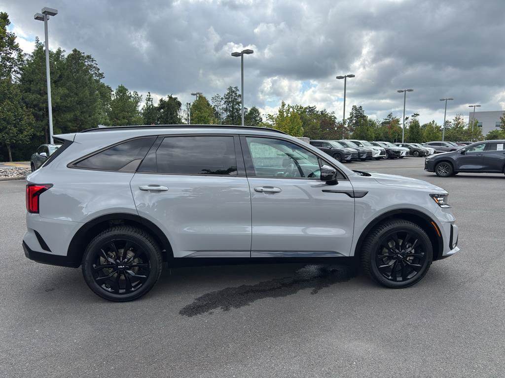 Used 2023 Kia Sorento SX AWD/4WD image 7