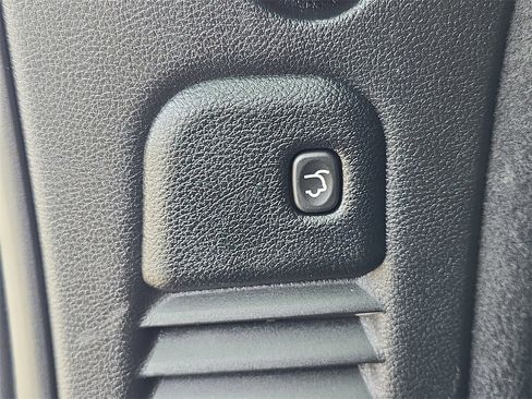 Used 2024 Dodge Durango GT image 14