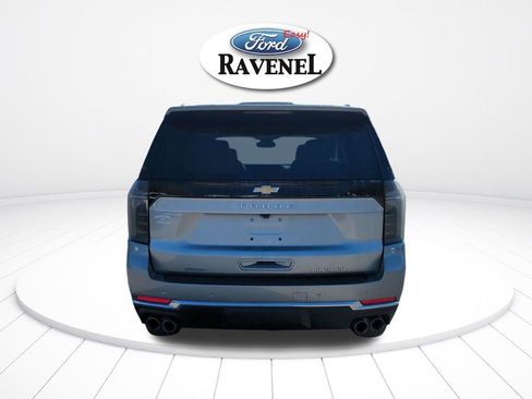Used 2025 Chevrolet Tahoe Premier w/ Sun And Tow Package RWD image 5