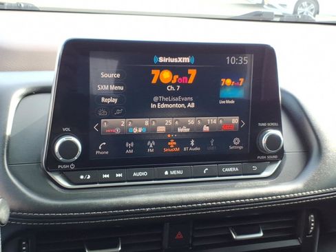 Used 2023 Nissan Rogue S image 18