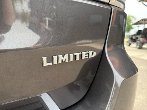 Used 2020 Jeep Grand Cherokee Limited w/ Luxury Group II AWD/4WD image 21