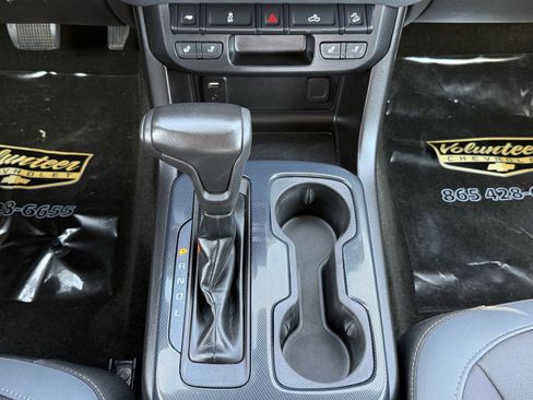 Used 2018 Chevrolet Colorado Z71 image 19