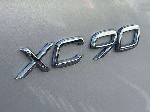 Used 2016 Volvo XC90 T6 Inscription w/ Vision Package image 28