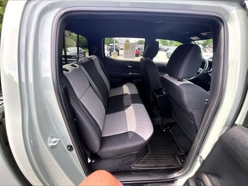 Used 2023 Toyota Tacoma TRD Off-Road AWD/4WD image 16