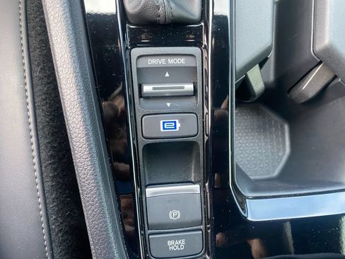 Used 2024 Honda Accord Sport image 17
