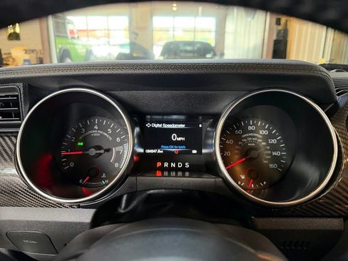 Used 2019 Ford Mustang GT Premium w/ GT Performance Package RWD image 16