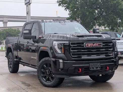 Used 2024 GMC Sierra 2500 AT4 w/ AT4 Premium Plus Package image 2