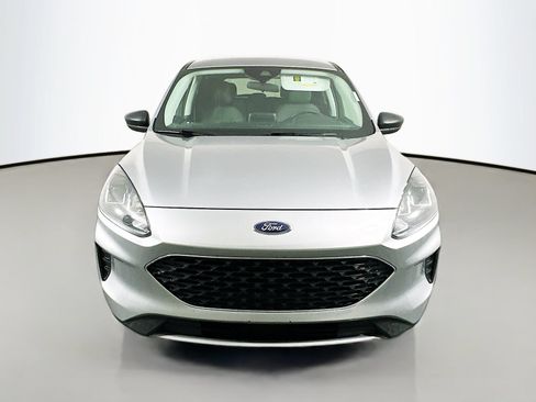 Used 2022 Ford Escape SE FWD image 2