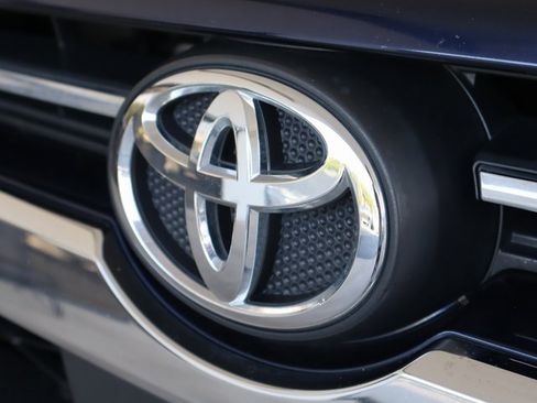 Used 2021 Toyota 4Runner Limited image 49