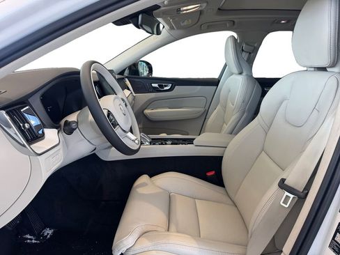 New 2026 Volvo XC60 T8 Ultra w/ Protection Package Premier AWD/4WD image 12